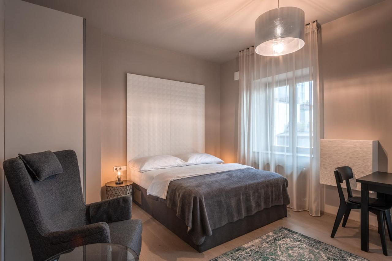 Rimska 14 Apart-hotel Praga